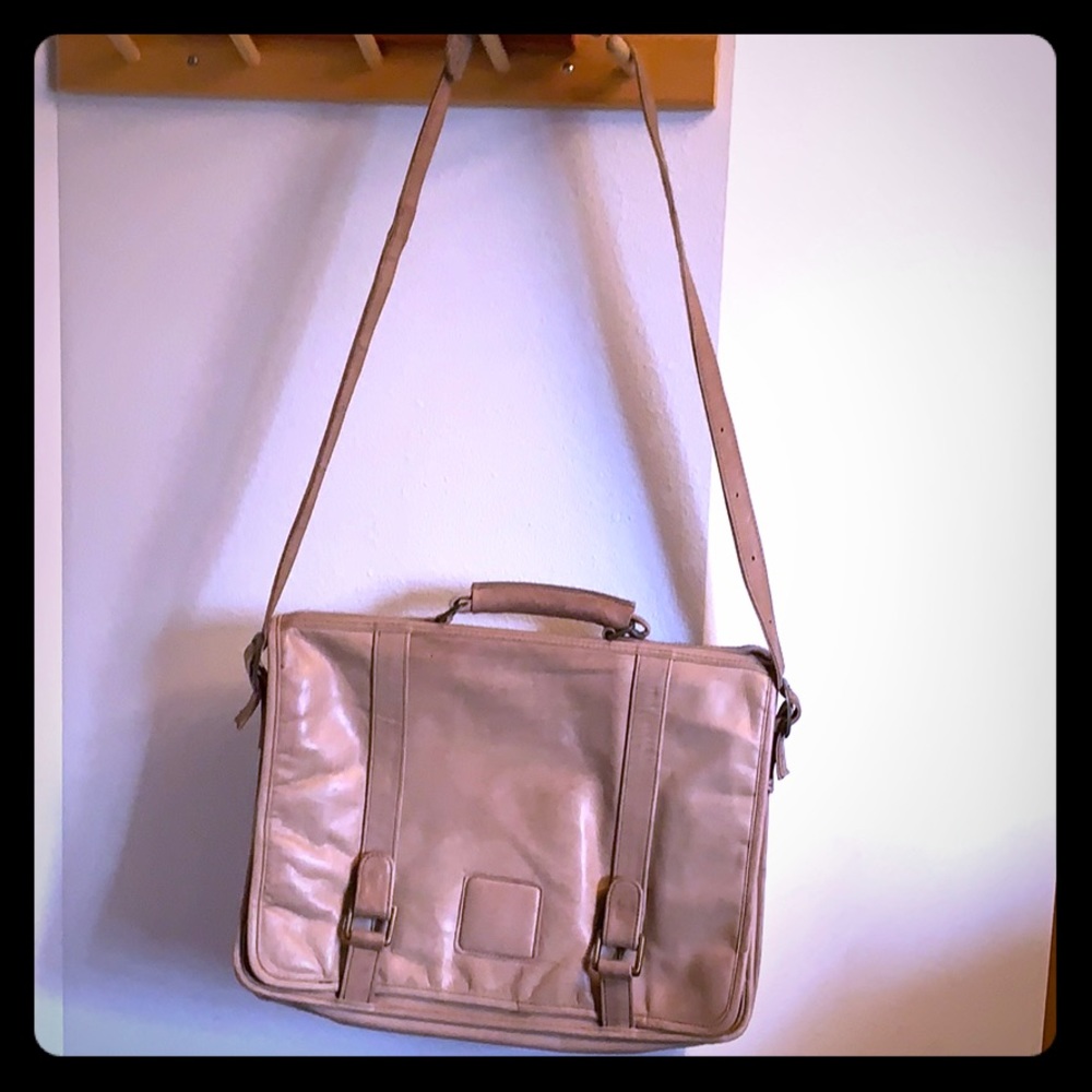 Super soft Cross body leather messenger bag